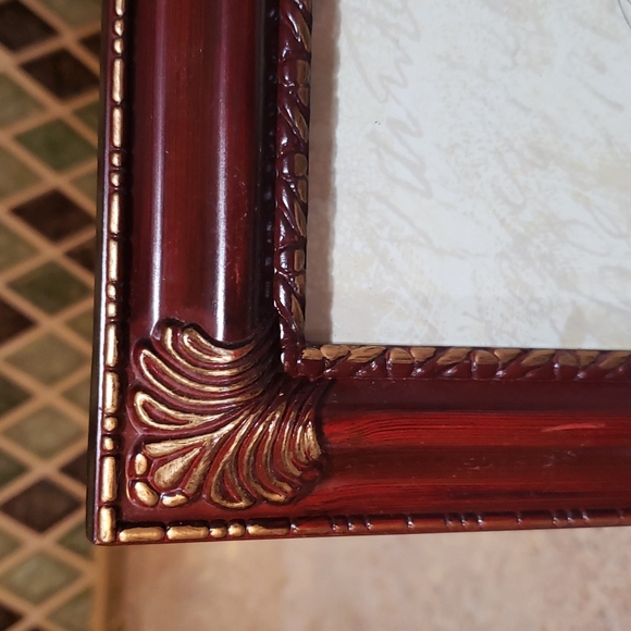 Vintage decorative cherry finish 8"x10" easel photo frame NWT - Picture 3 of 6